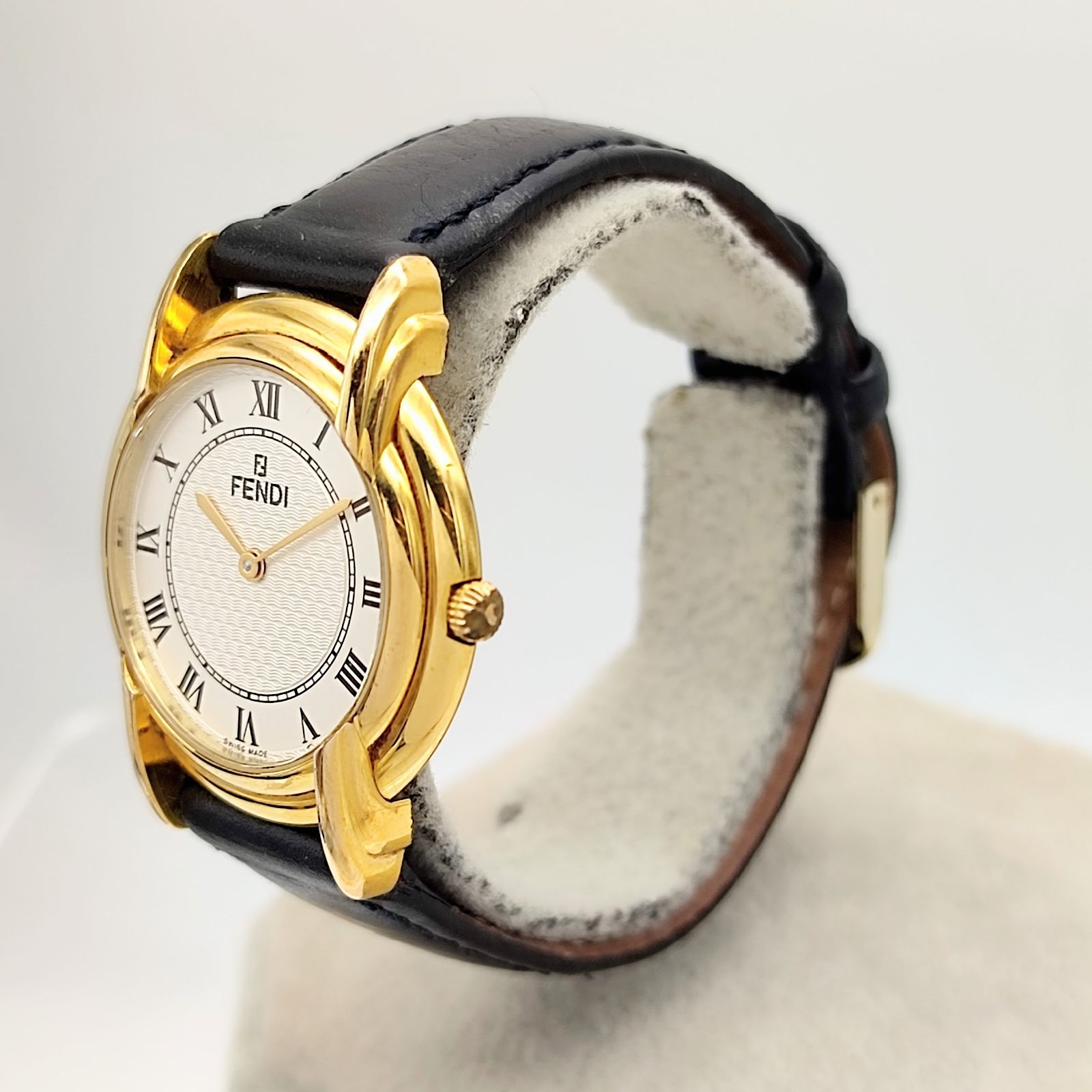 FENDI フェンディ 350J ゴールド ブラックレザー クォーツ メンズ