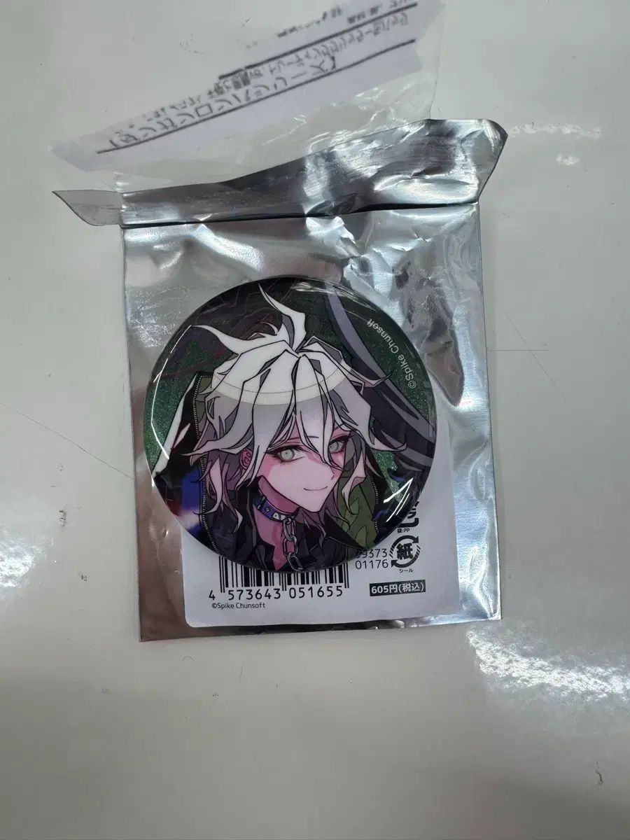 ダンガンロンパ 狛枝 凪斗 天使悪魔 缶バッジ - メルカリ