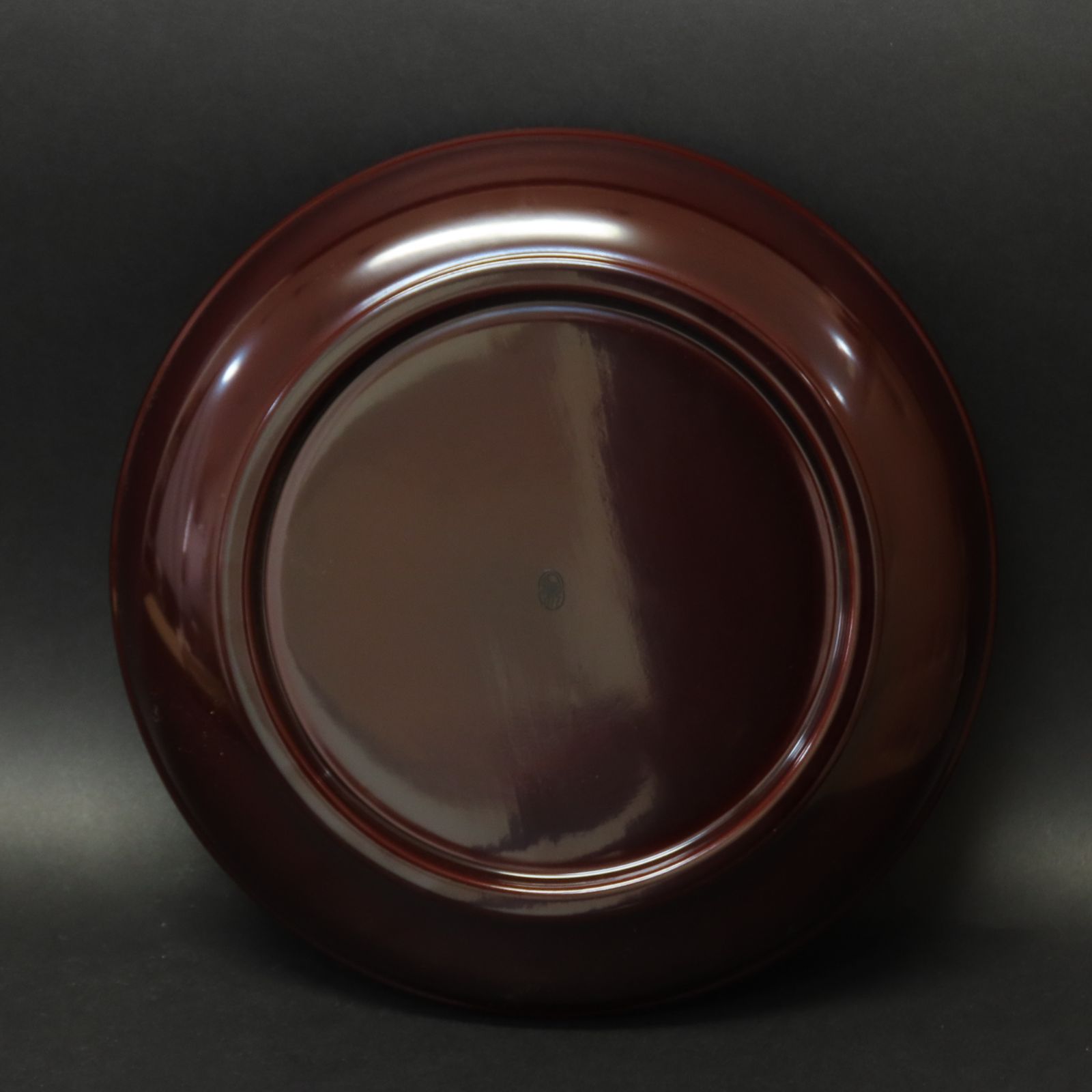 【未使用・美品】象彦 大型 丸盆 漆器　桐箱付き／紅葉×桜　九代西村彦兵衛 未使用・美品】象彦 大型 丸盆 漆器 桐箱付き／紅葉×桜