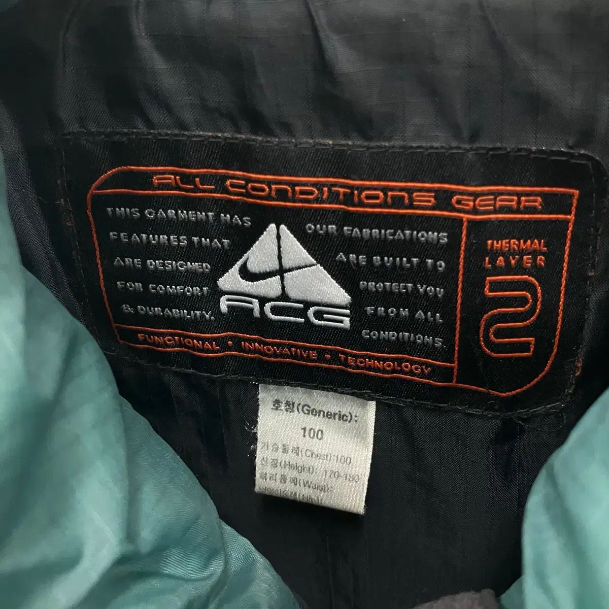 ハ*ン様 ナイキ acg プリマロフト ダウン ベスト Lサイズ 美品 刺繍 ワ