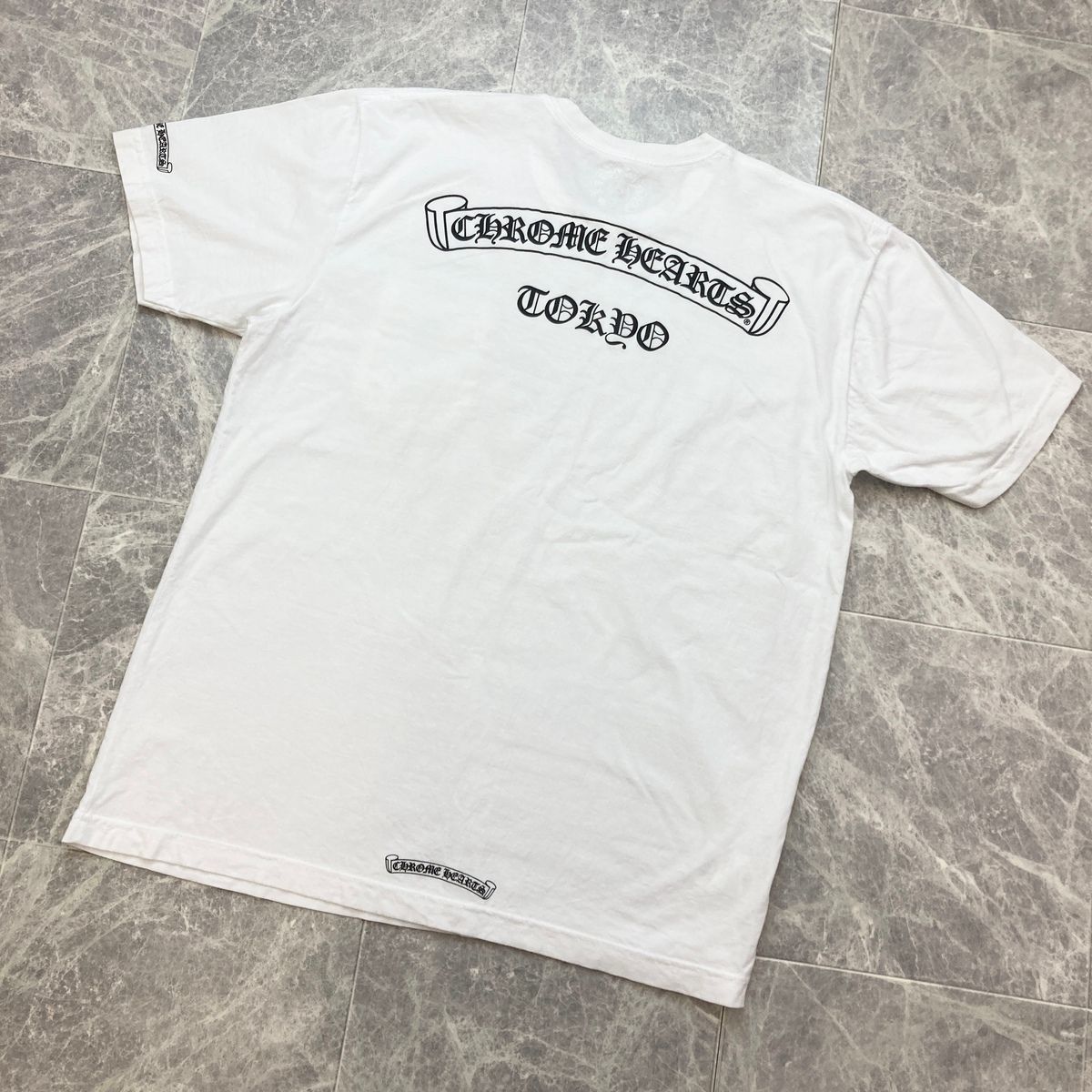 CHROME HEARTS クロムハーツ トーキョー スクロールラベル 半袖Tシャツ