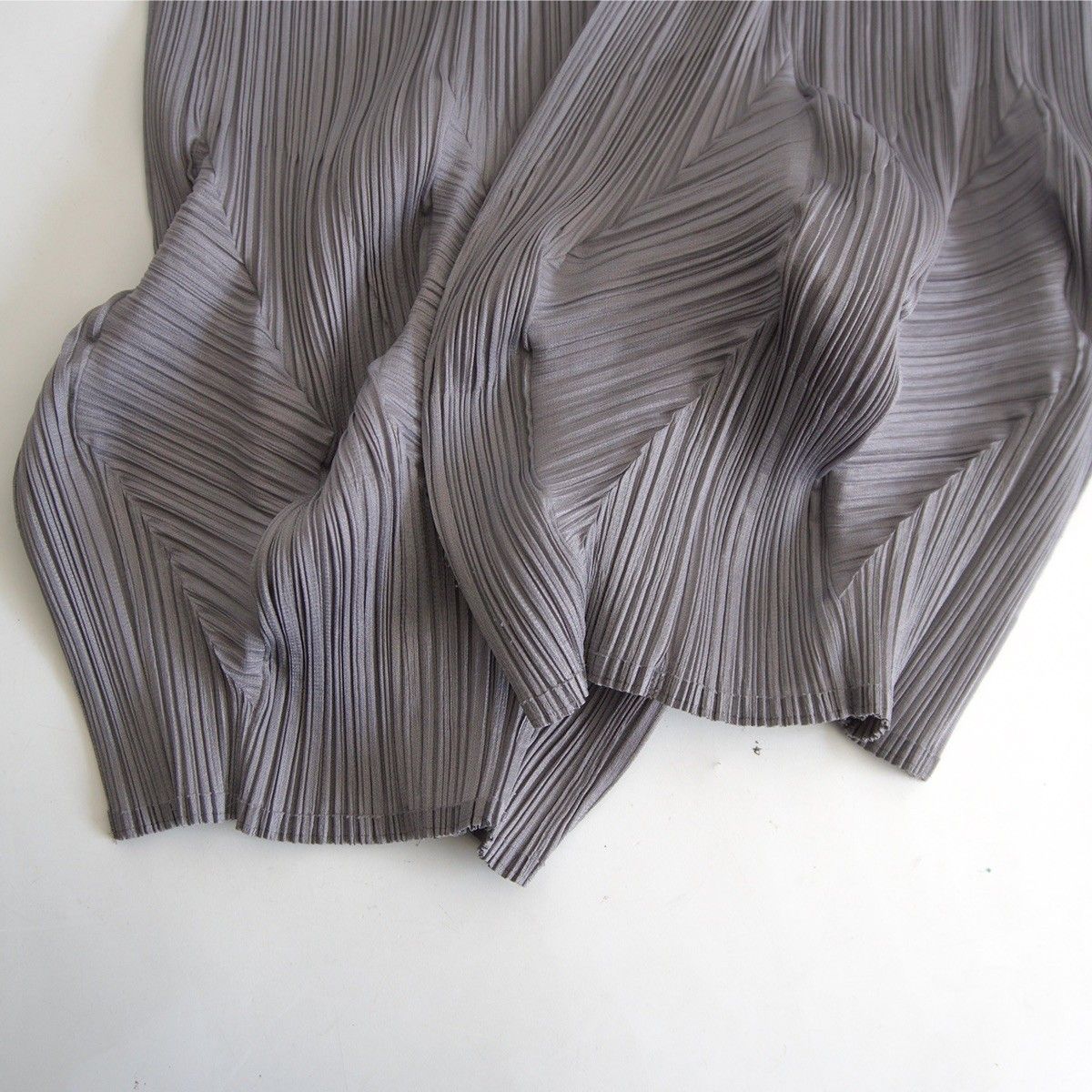 美品】 PLEATS PLEASE【変形 プリーツ パンツ】 1 グレー プリーツ