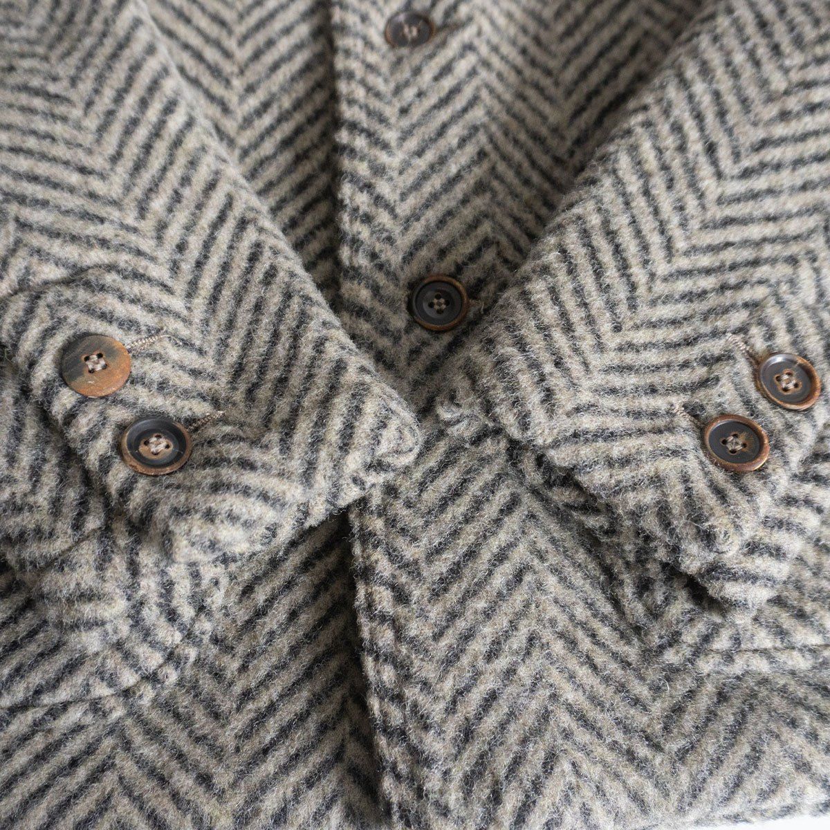 杉浦家！45R　 ヘリンボーン　ツイード　ジャケット レギュラーカラー 美品】45R【ヘリンボーンツイードジャケット】2 ウール 45rpm s2601033