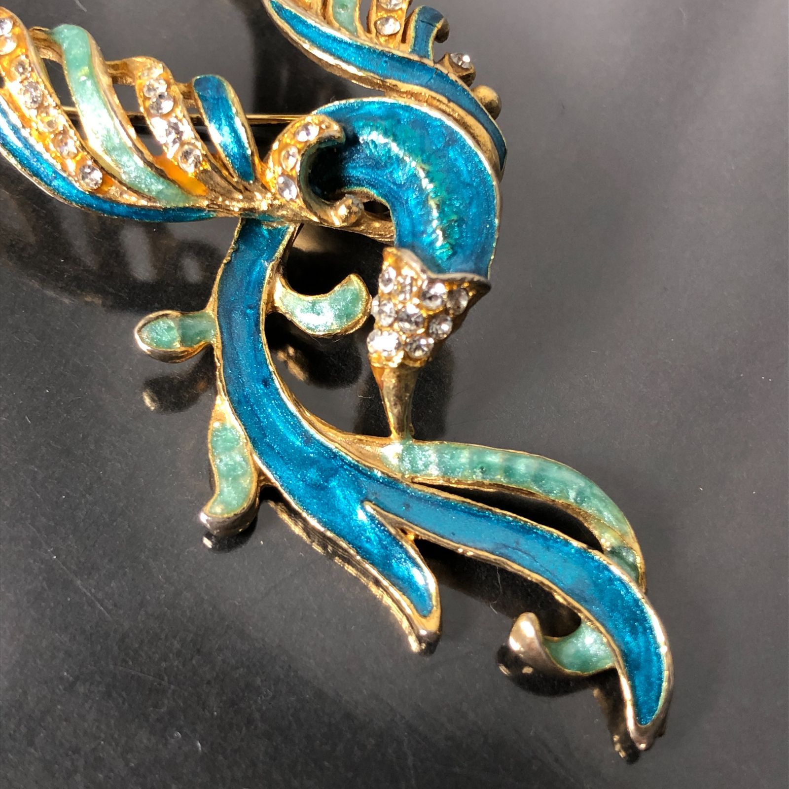 ブローチ エナメル加工 鳥モチーフ 鳳凰 青 ブルー ゴールドカラー