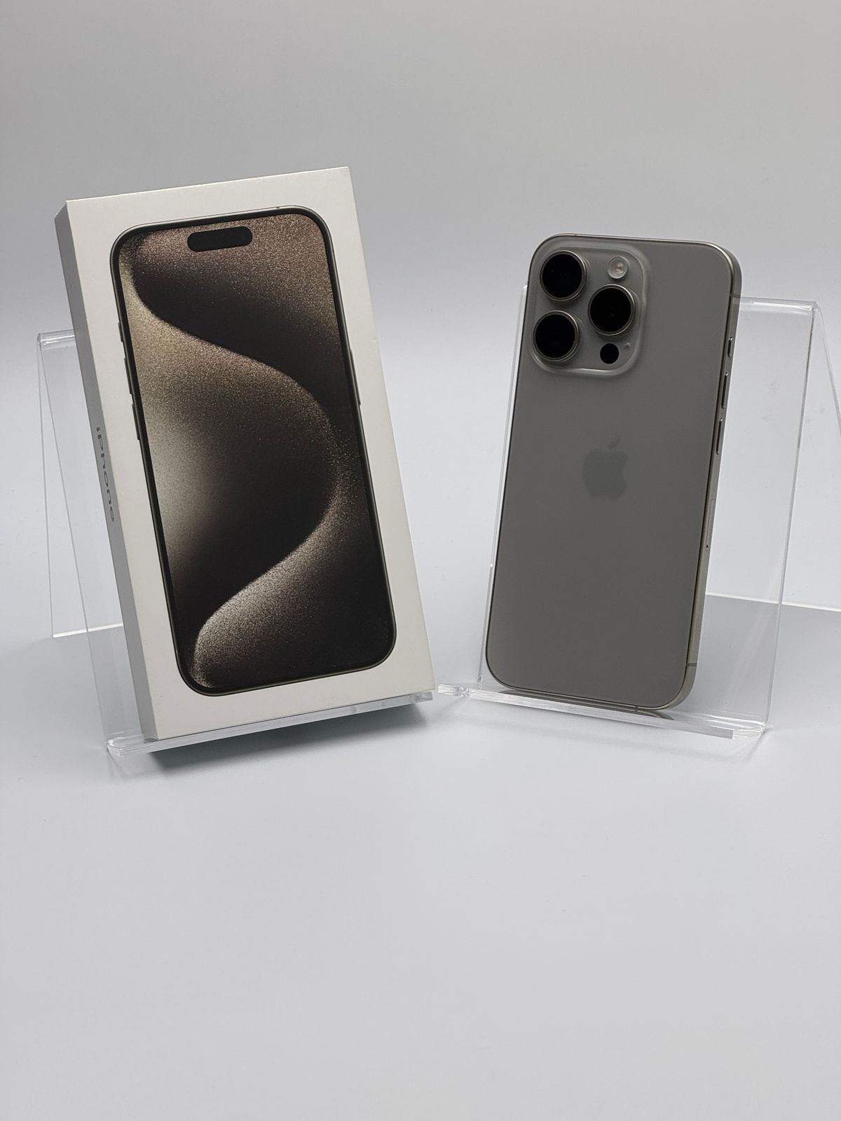 中古 バッテリー100% Apple iPhone15 Pro 128GB NTUA3J/A ブルー 