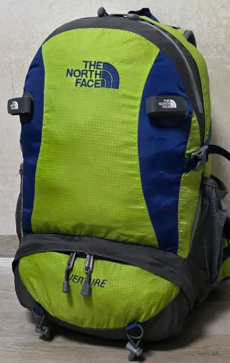 THE NORTH FACE ザノースフェイス ベンチャー バックパック 30 L ゴープコア Look