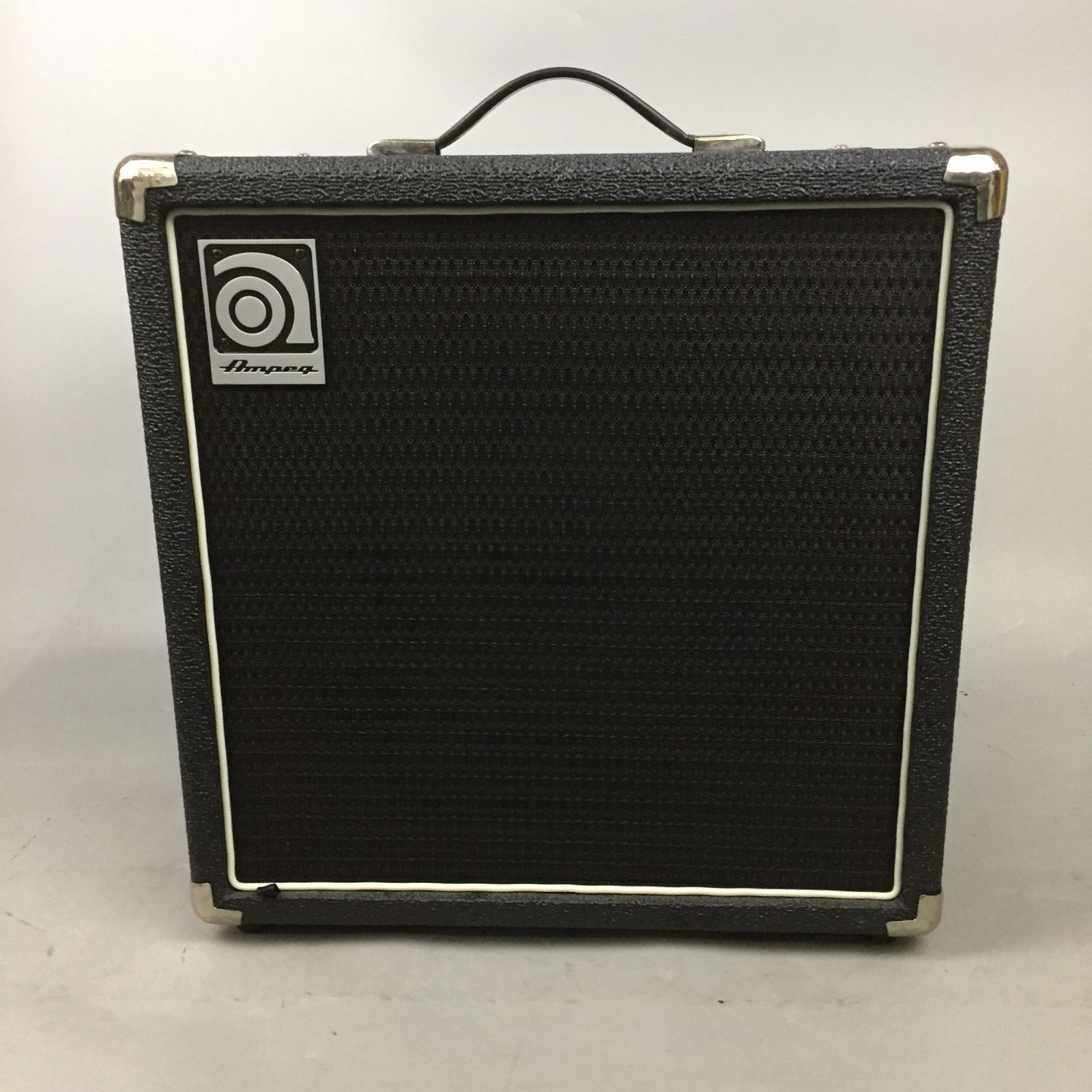 Ampeg BA-110(V1) ベースアンプ A9CNH23004 f146 - メルカリ