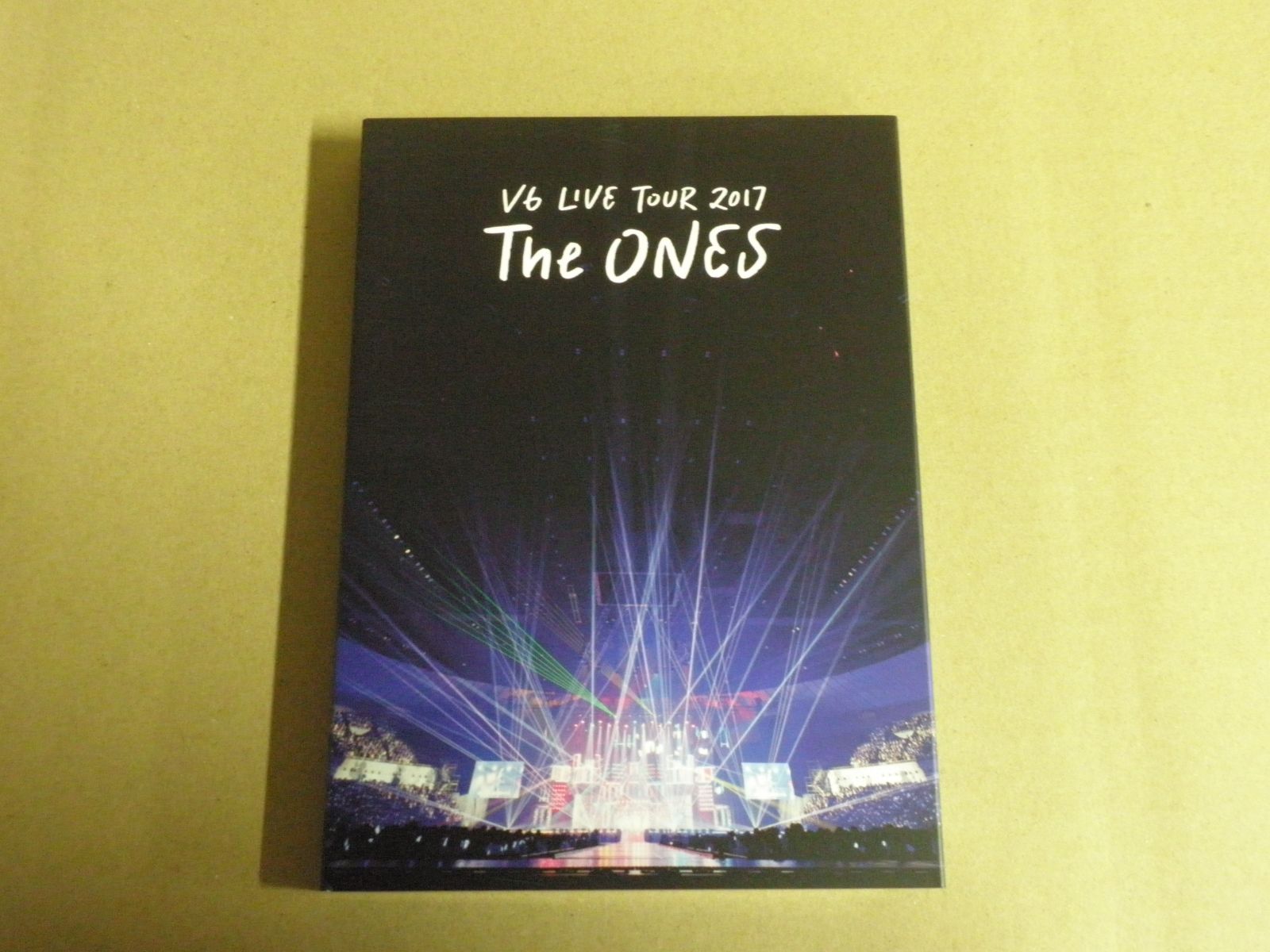 V6 LIVE TOUR 2017 The ONES 初回盤A2Blu-ray V6 LIVE TOUR 2017 The ONES 初回盤A Blu-ray - メルカリ