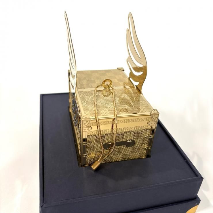 ルイヴィトン クリスマスギフト オーナメント 置物 今年もLOUIS VUITTONから ホリデーギフト🎁 オーナメント✨ 箱まで