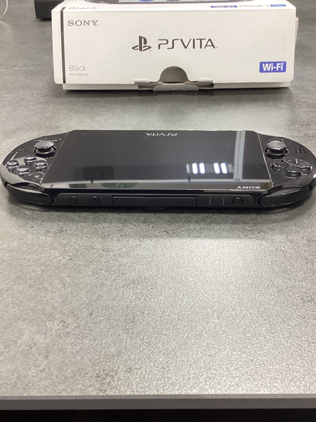 PlayStation Vita（PS Vita）PCH-2000 ブラック マインクラフトの