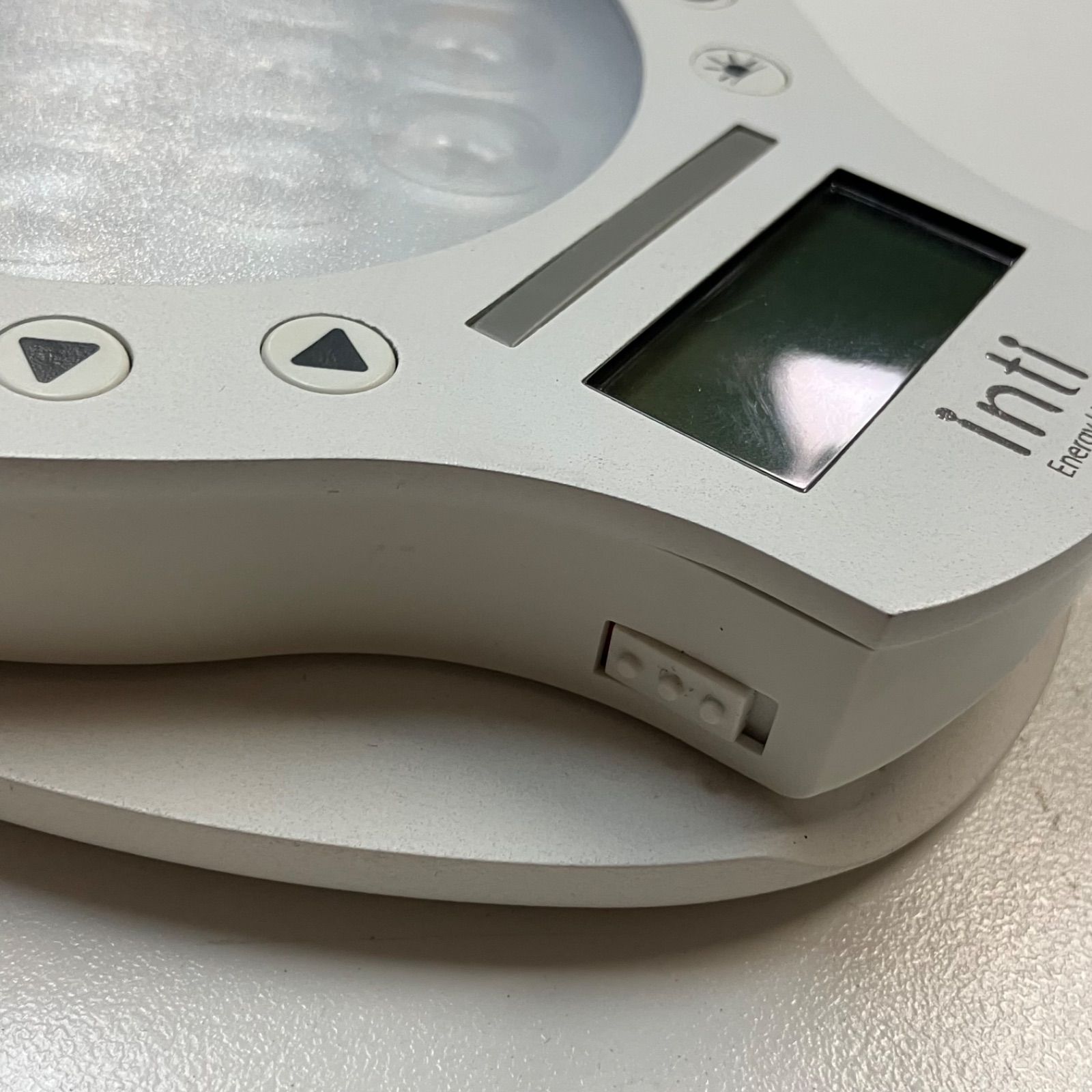 inti 光で起きる目覚まし時計 inti Energy Light【72811c75】 - メルカリ