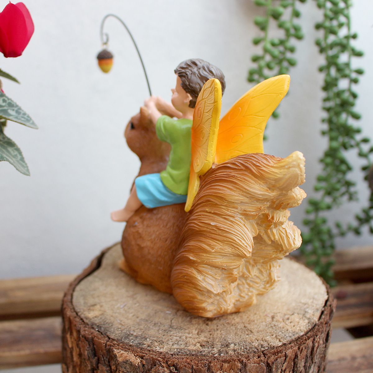 新品未使用 屋外リアルフェアリーリスフィギュア レジン製花壇・庭園