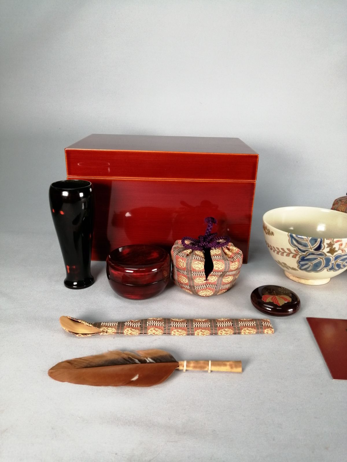 茶事具】春慶塗茶箱 茶道具セット(茶筅筒、香合、棗、茶杓、茶掃き