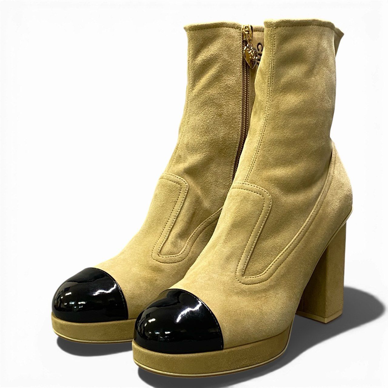 1a22 《美品》 CHANEL シャネル ココハートチャーム サイドジップ