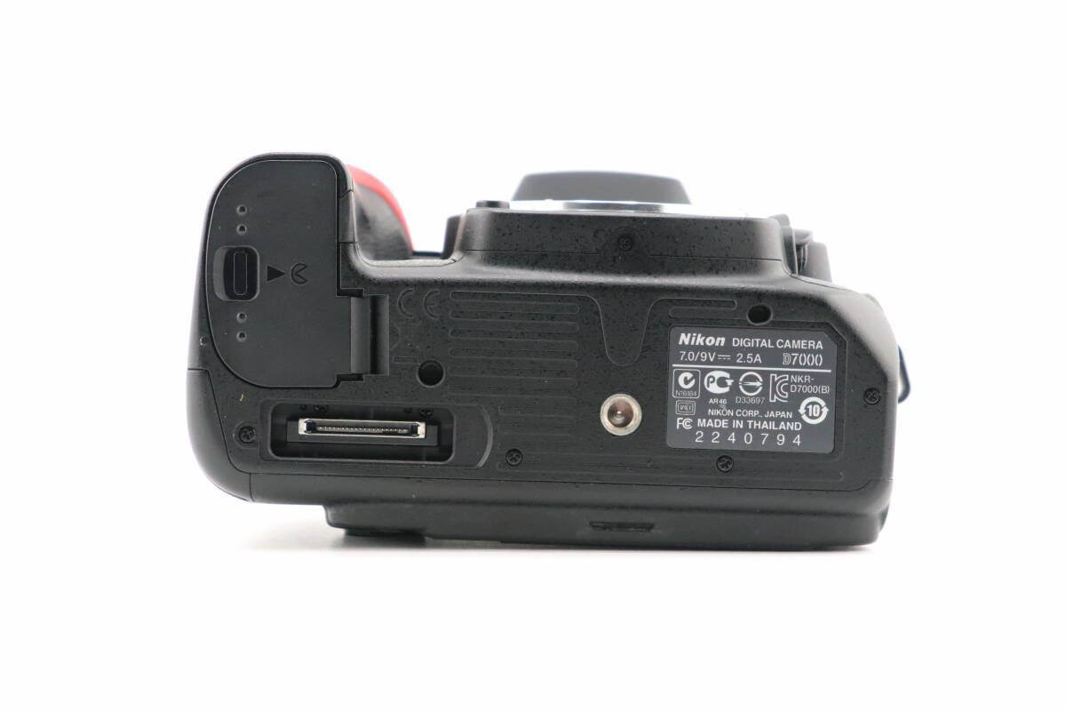 ☆良品☆ショット数9,090 回☆ニコン NIKON D7000 ボディ☆ W0150