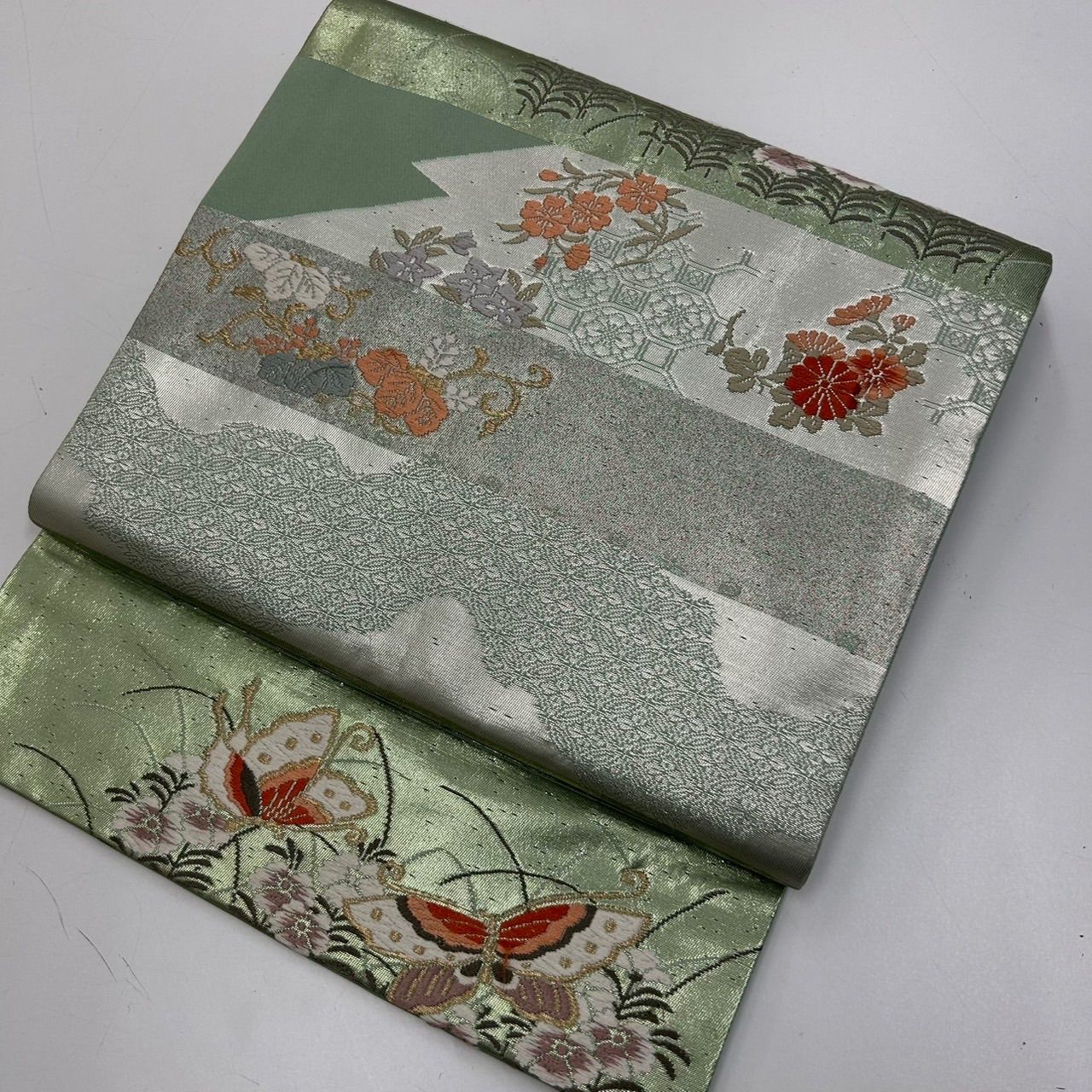 川島織物 正絹 九寸名古屋帯 アイボリー 花唐草 美品 川島織物 正絹 九寸名古屋帯 アイボリー 花唐草 美品 川島織物 正絹 九