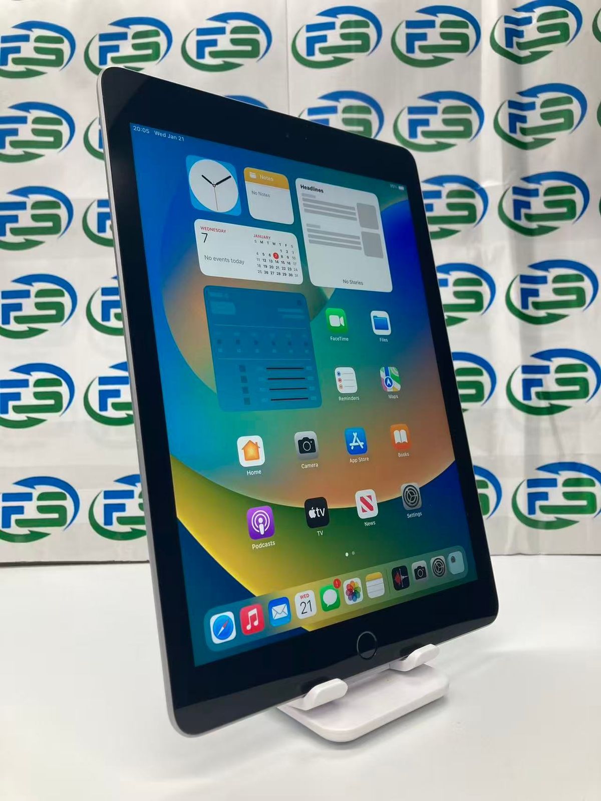 iPad 第5世代 Wi-Fi 32GB スペースグレイ Cランク ヤケ小 使用感あり iPad 第5世代 Wi-Fi 32GB スペースグレイ Cランク ヤケ小 使用感あり