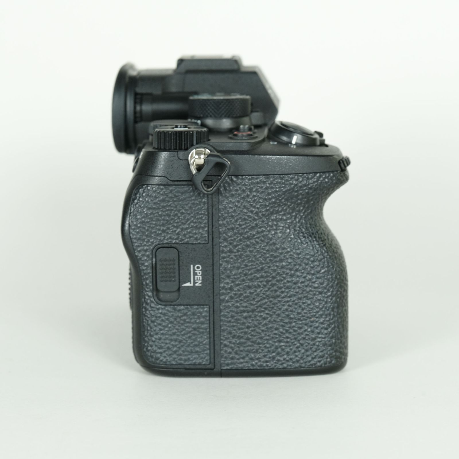 良品 | シャッター数6,480回｜別売チャージャー付] SONY α7 IV（ILCE