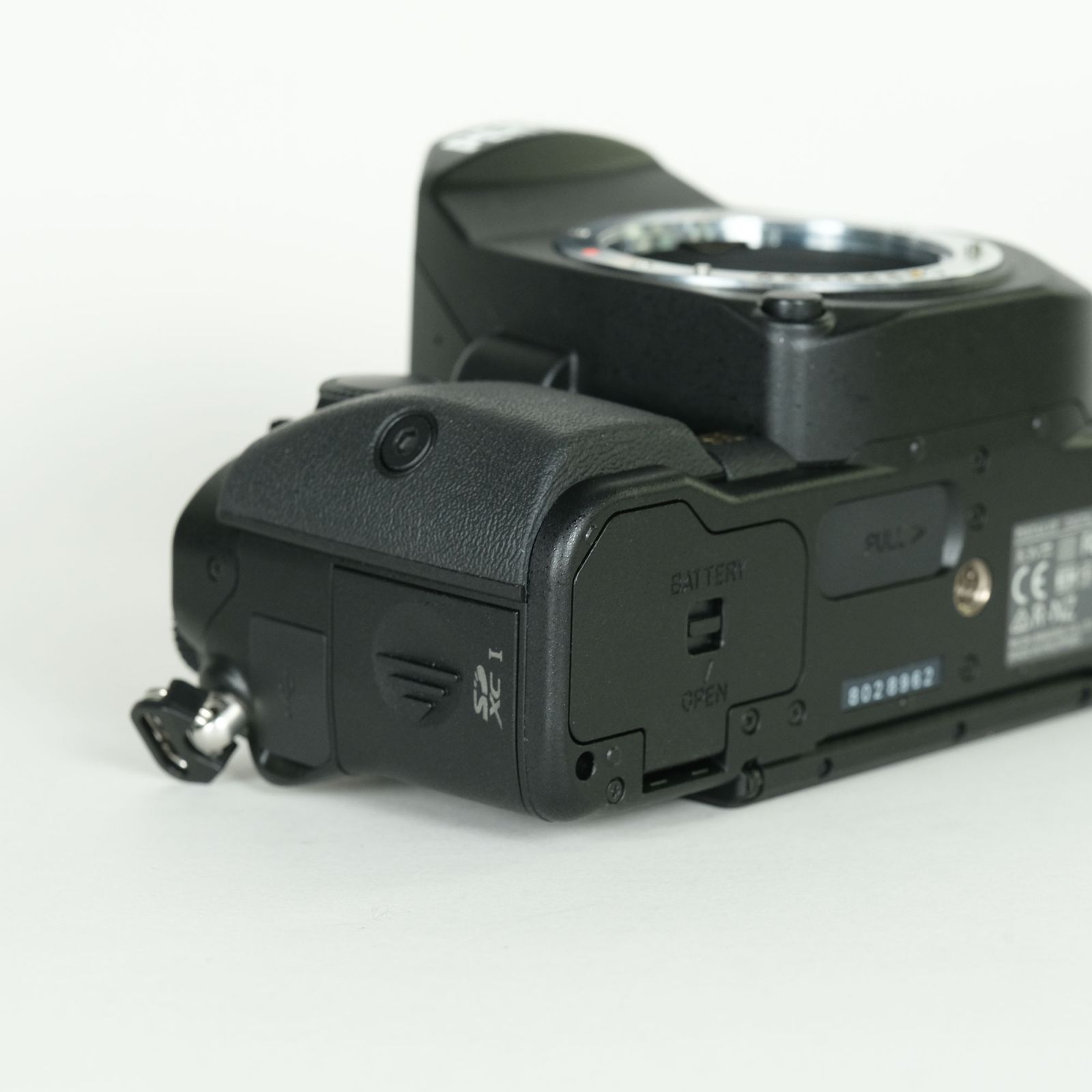 美品 | シャッター数780回｜バッテリー2個付] PENTAX KP | PENTAX K