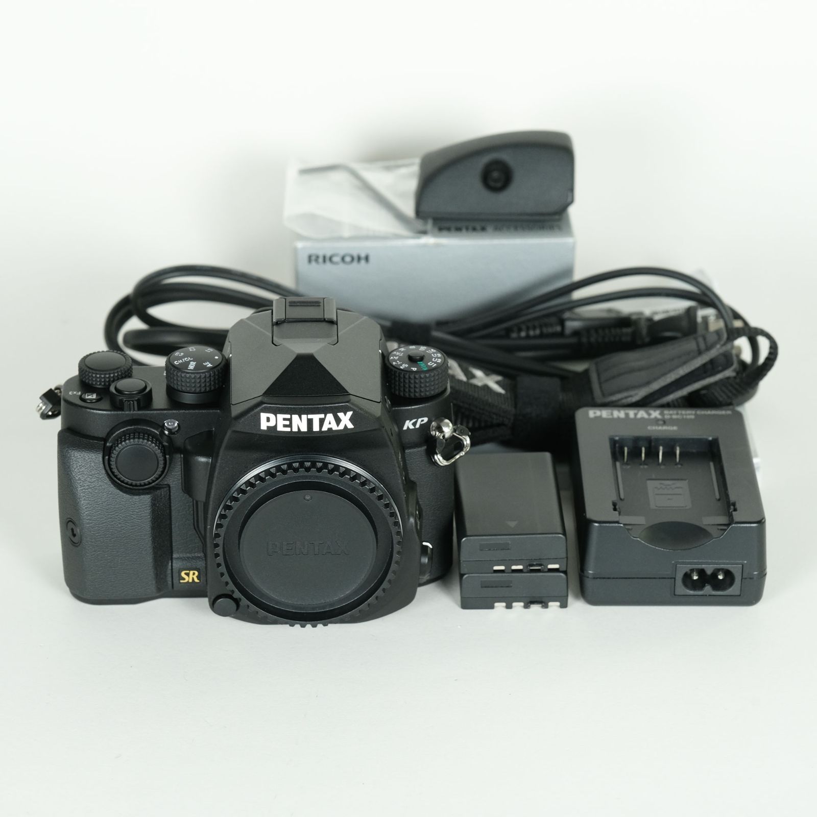 美品 | シャッター数780回｜バッテリー2個付] PENTAX KP | PENTAX K