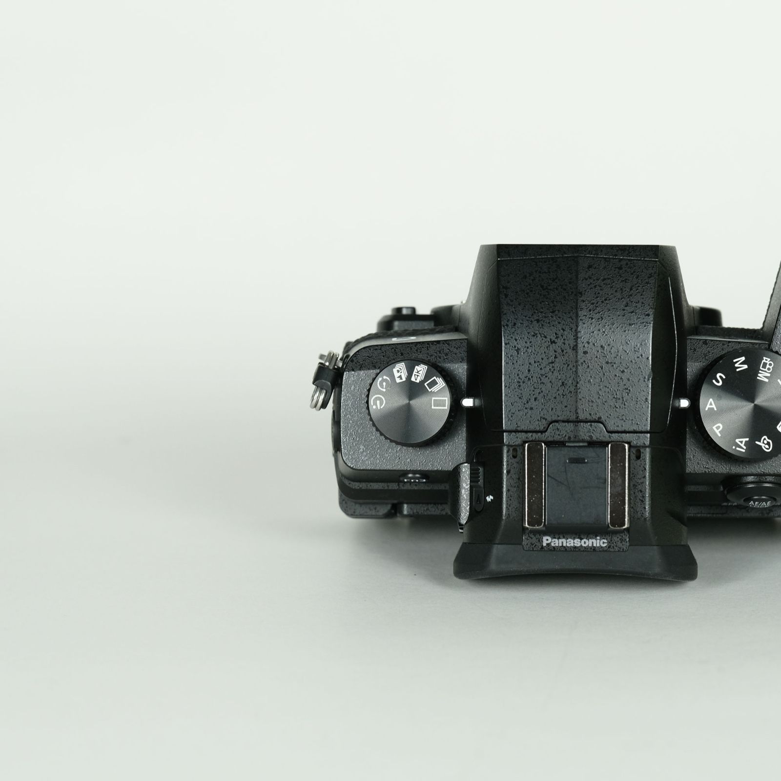 良品 | シャッター数19,897回｜バッテリー2個付] Panasonic LUMIX DC
