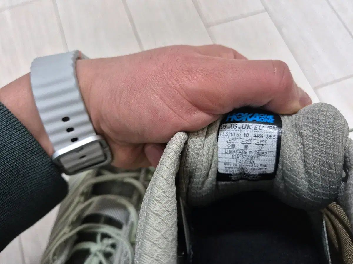  HOKA ONE マファテ three 2 285 登山靴 トレッキングシューズ アウトドアシューズ