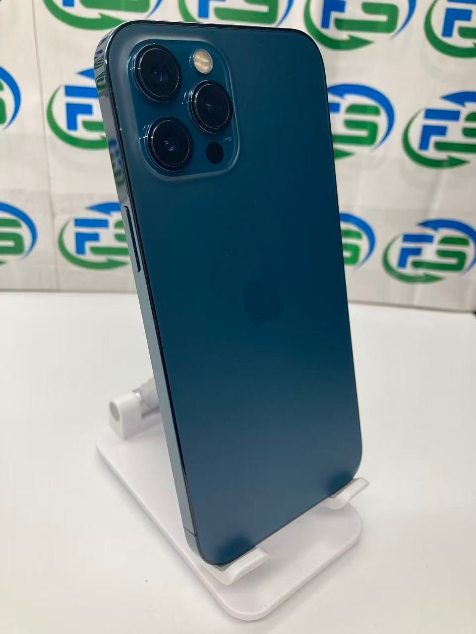 iPhone 12 Pro Max 512GB パシフィックブルー バッテリー80%以下 外観