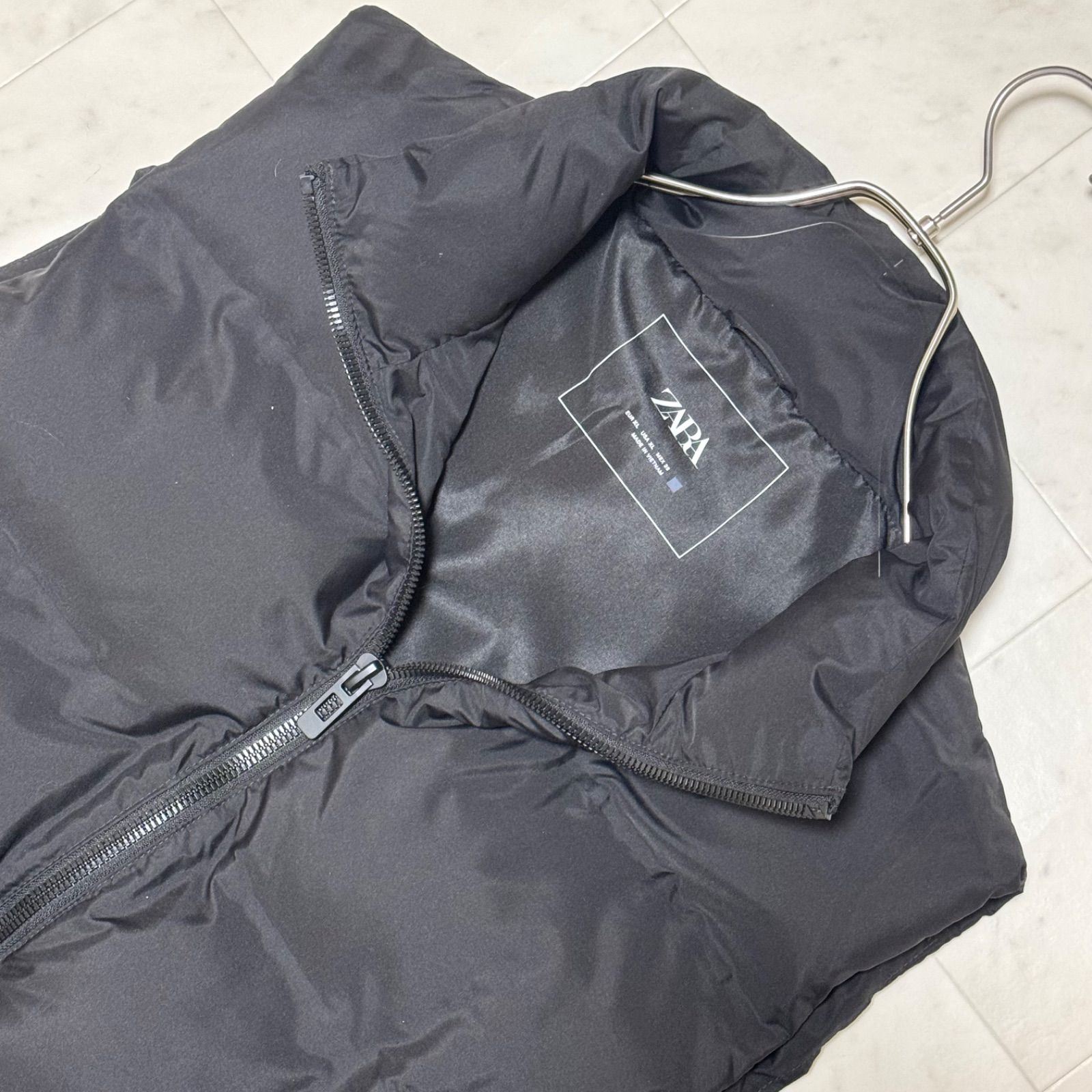 ZARA ザラ パフベスト ダウンベスト ブラック XL ビッグサイズ - メルカリ