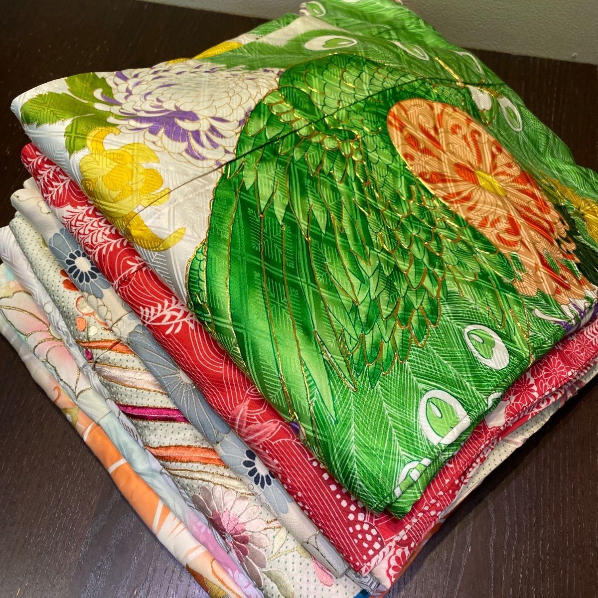 まとめ売り】正絹振袖7枚 リメイク素材 ハンドメイド向け - メルカリ