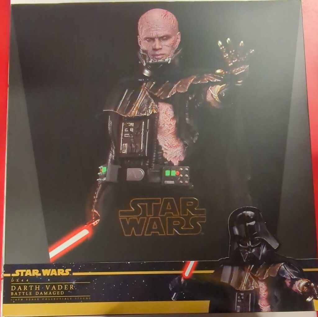 未開封新品！ムービー・マスターピース DX SW ダースベイダー バトルダメージ スター・ウォーズ」よりバトルダメージ仕様のダース・ベイダーがホット