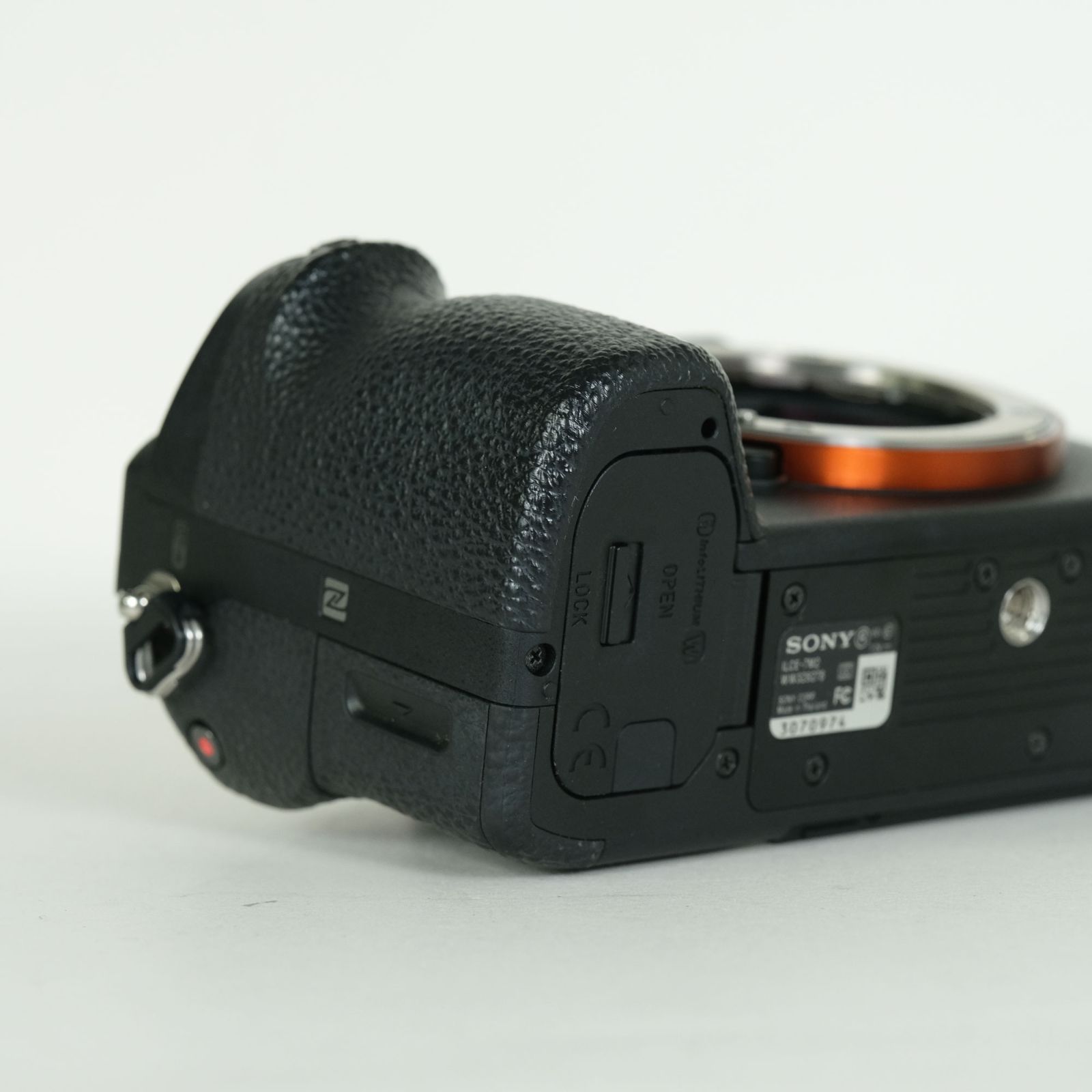 良品 | シャッター数9,290回] SONY α7 II（ILCE-7M2） [ボディ] | SONY
