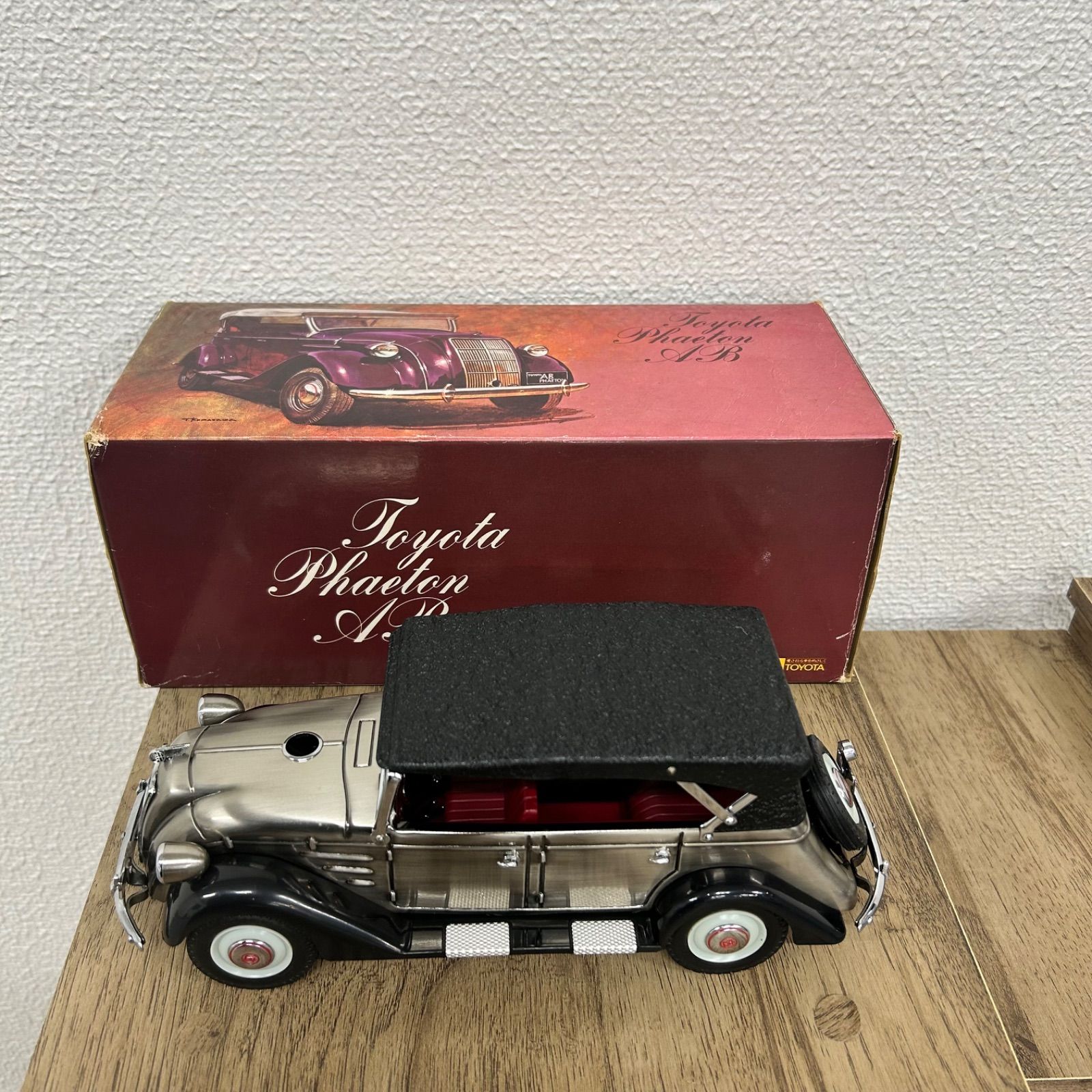 トヨタ AB型フェートン乗用車 卓上ライター - メルカリ