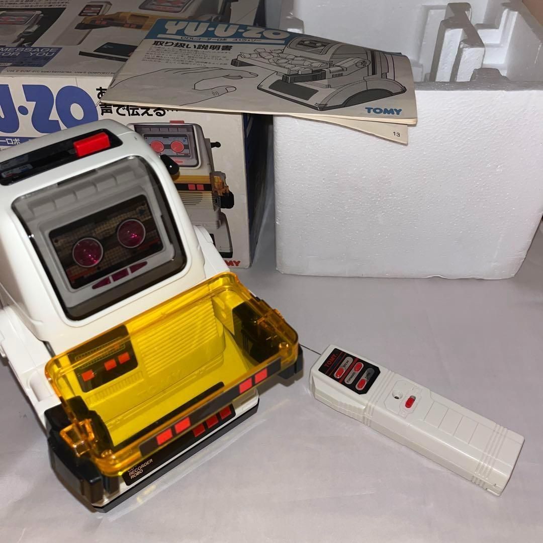 希少】ラジコン CDレコーダーロボ ユ・ウ・ゾー(ホワイト) ＠＠ - メルカリ