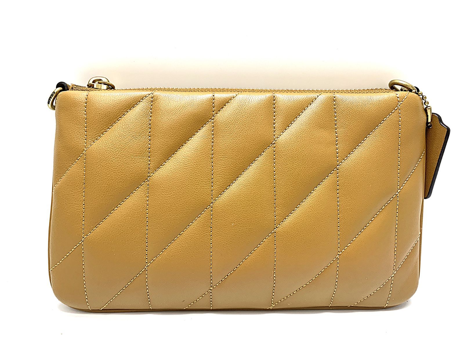 値下げ❗️《美品》COACH コーチ ポーチ バッグ ピロー キルティング 