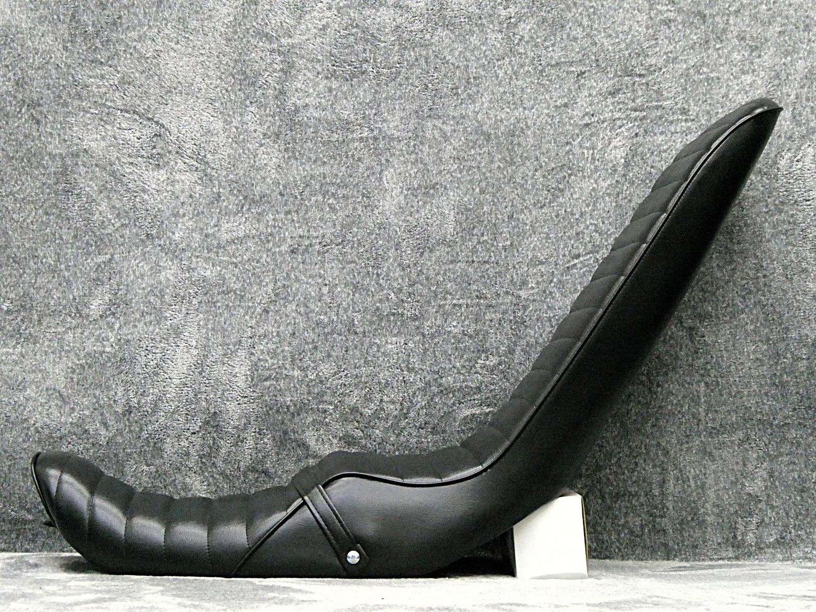 ゼファー400 初期・前期 黒皮60cm 三段シート/補強入3段 ブラックC1 C2 