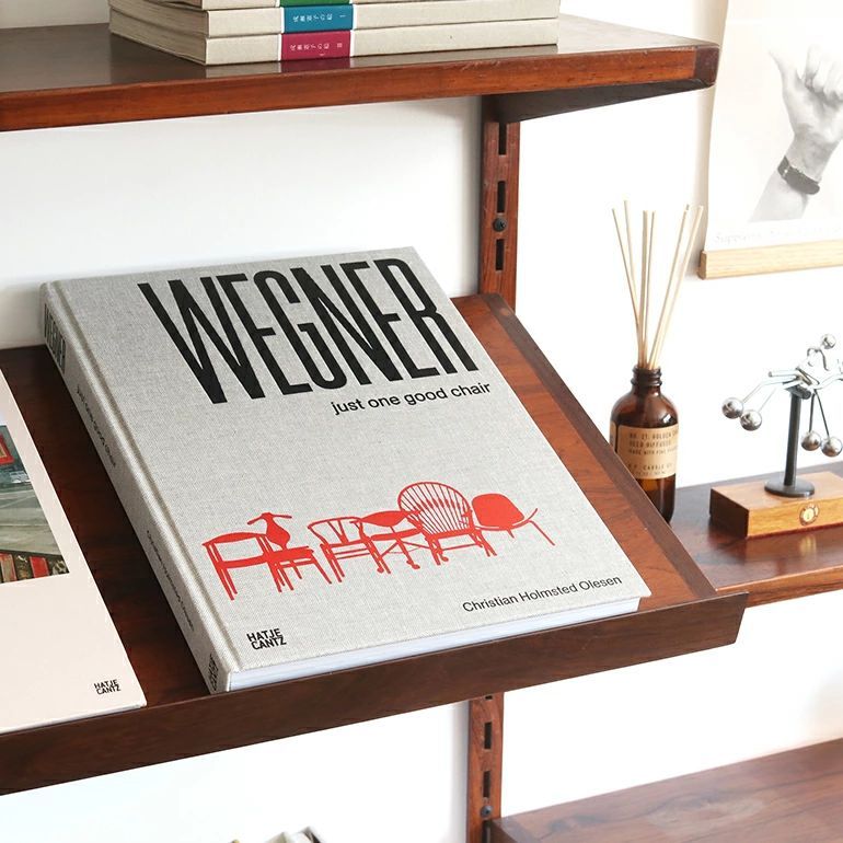 新品】【1点販売】WEGNER JUST ONE GOOD CHAIR [ENGLISH EDITION