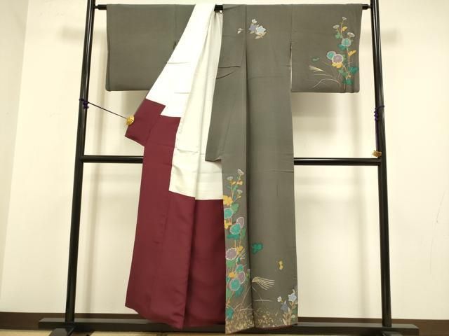 平和屋着物●吉澤友禅　三代目　吉田箕助　訪問着　草花文　飛び兎　金彩　正絹　逸品　DABA8990du 平和屋着物○吉澤友禅 三代目 吉田箕助 訪問着 草花文 飛び兎 金彩