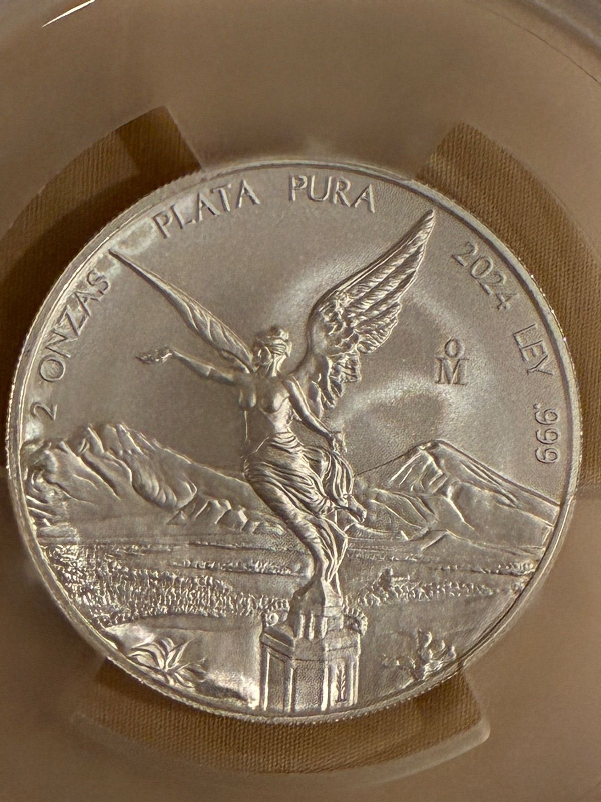 世界30枚 最高鑑定 2024 メキシコ リベルタード 2オンス銀貨 PCGS MS70