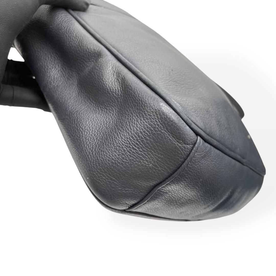 美品 COACH コーチ ショルダーバッグ ボディバッグ 型押しロゴ