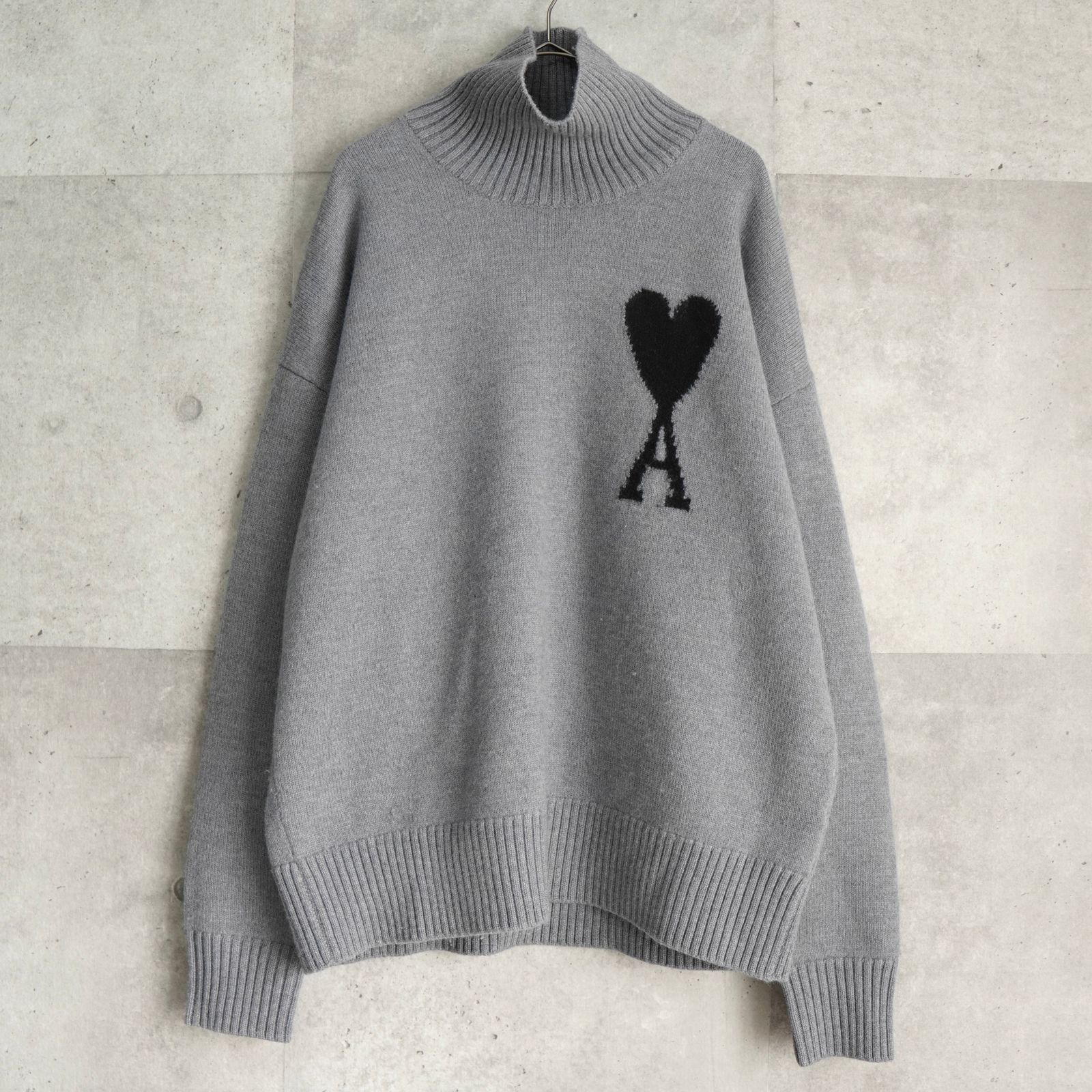 AMI PARIS アミパリス ハート ロゴ タートルネック ニット AMI Alexandre Mattiussi ami paris アミパリス セーター BFUKS402 018