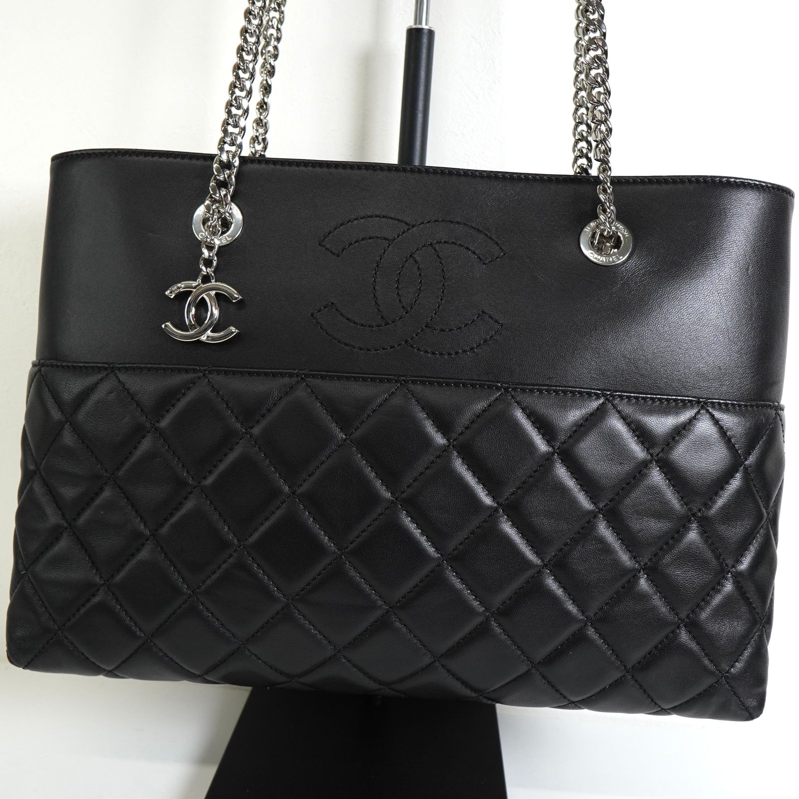 シャネル ココマーク マトラッセ ラムスキン チェーン トートバッグ
