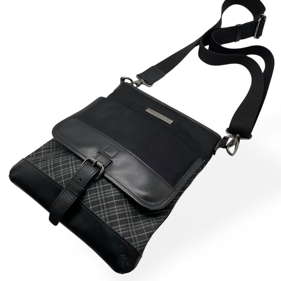 極美品 BURBERRY BLACK LABEL ショルダーバッグ ブラック - メルカリ