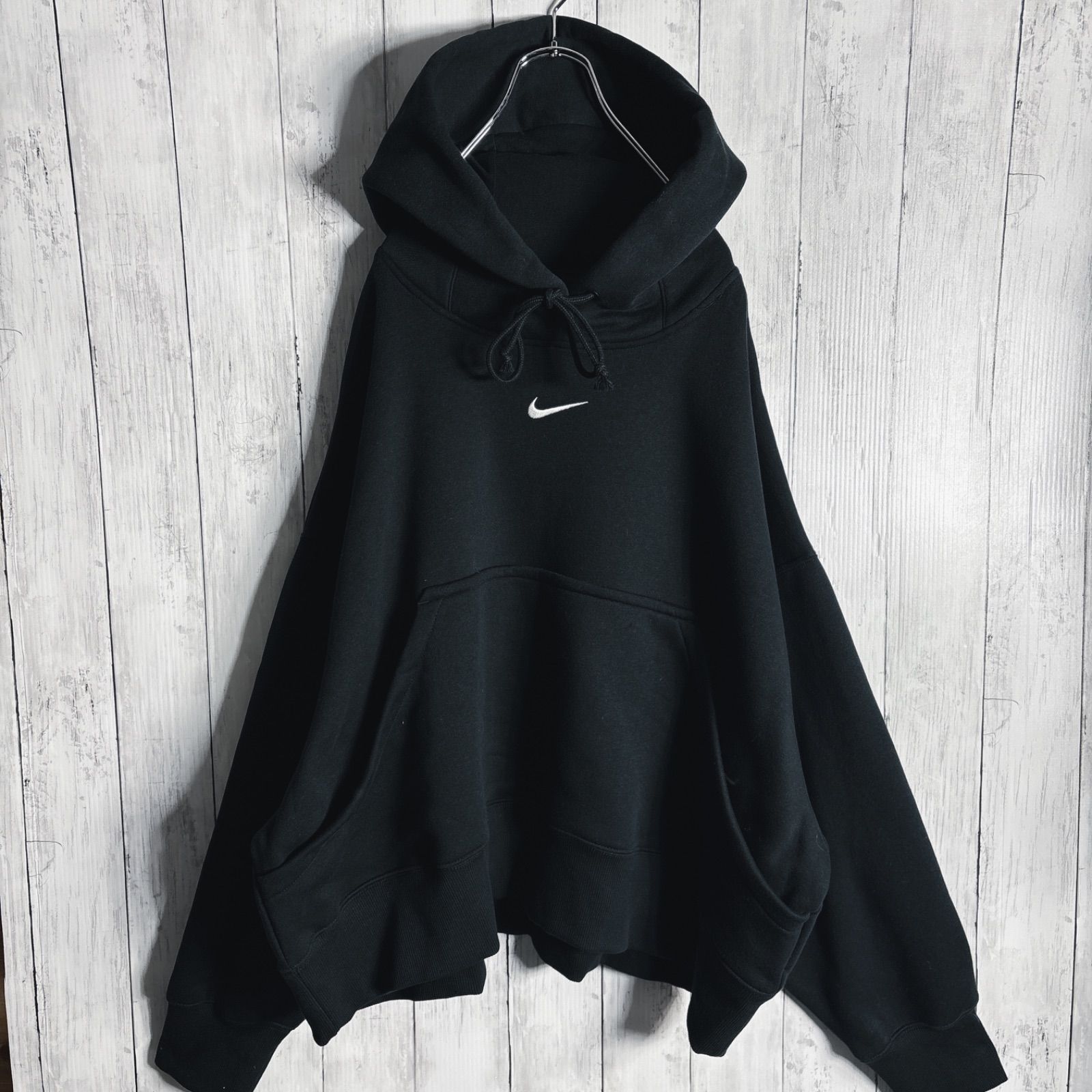 新品未使用/国内正規品】ナイキ NIKE センターロゴ刺繍 Travis scott