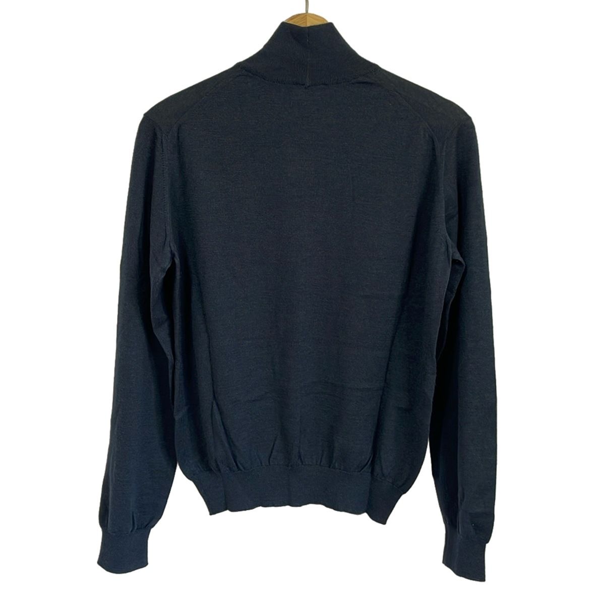 GIORGIOARMANI(ジョルジオアルマーニ) 長袖セーター サイズ44 L