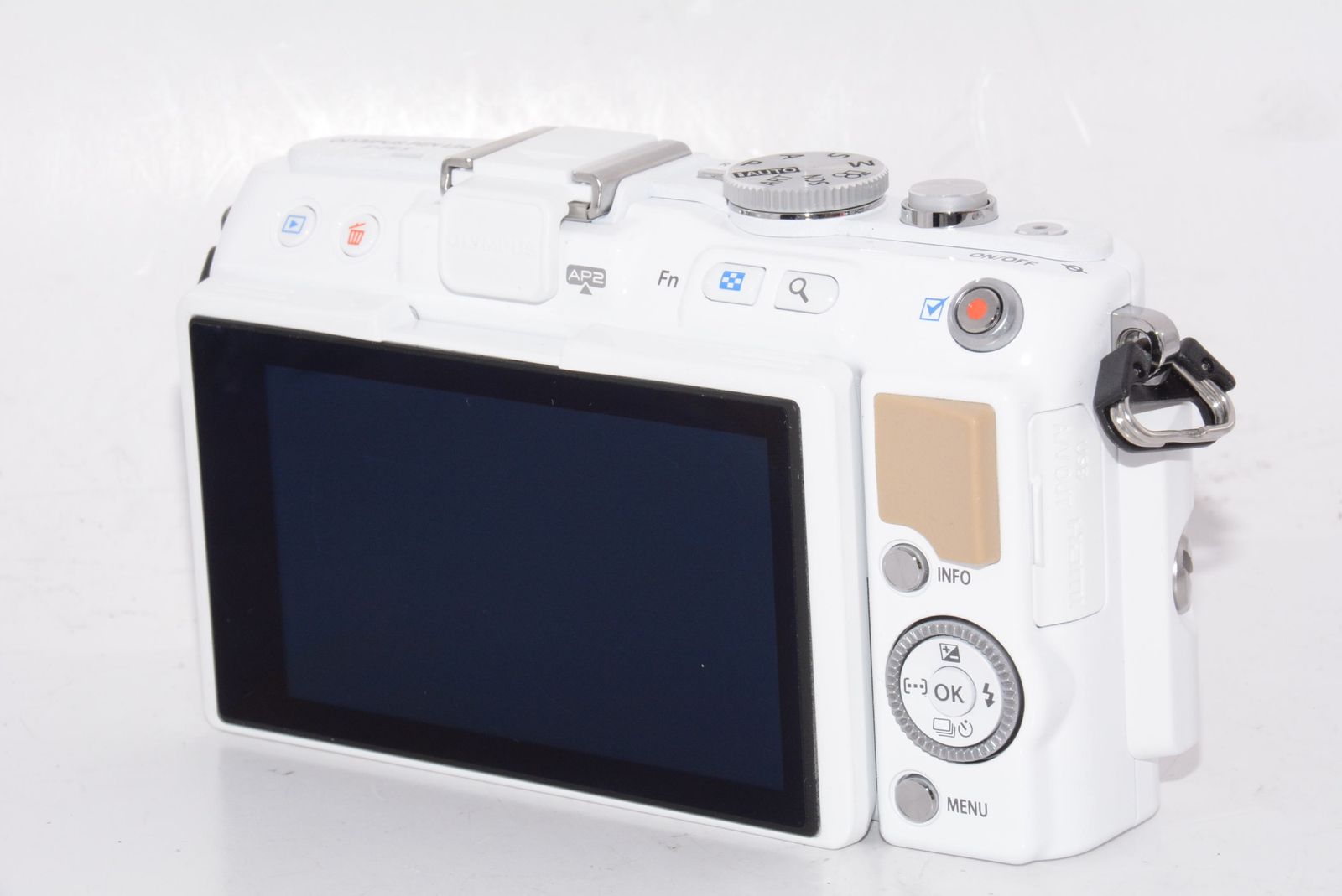 外観特上級】OLYMPUS PEN Lite E-PL5 ボディ ホワイト - メルカリ