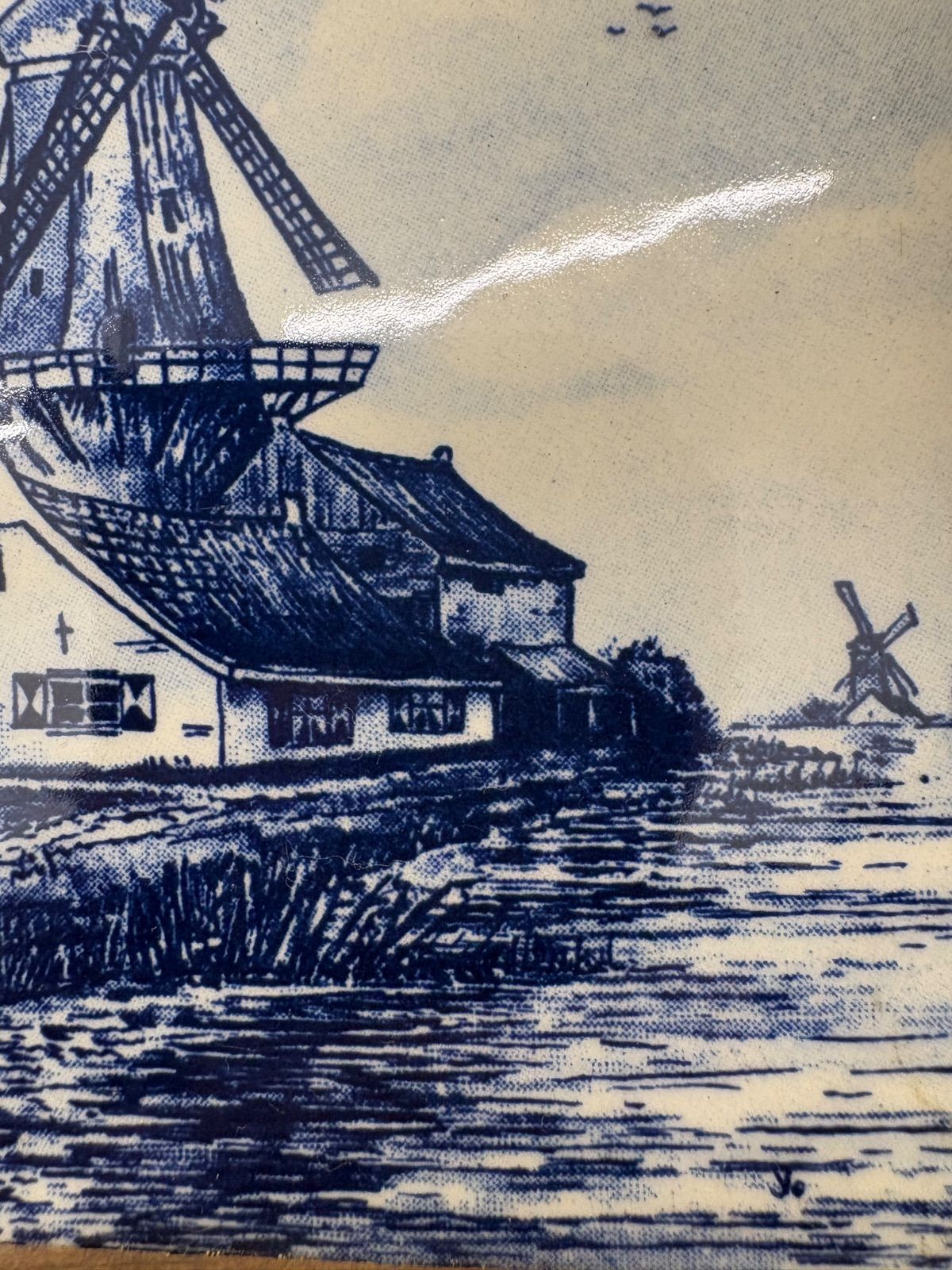 ヴィンテージ オランダの伝統的な陶器であるデルフト焼きのタイル画