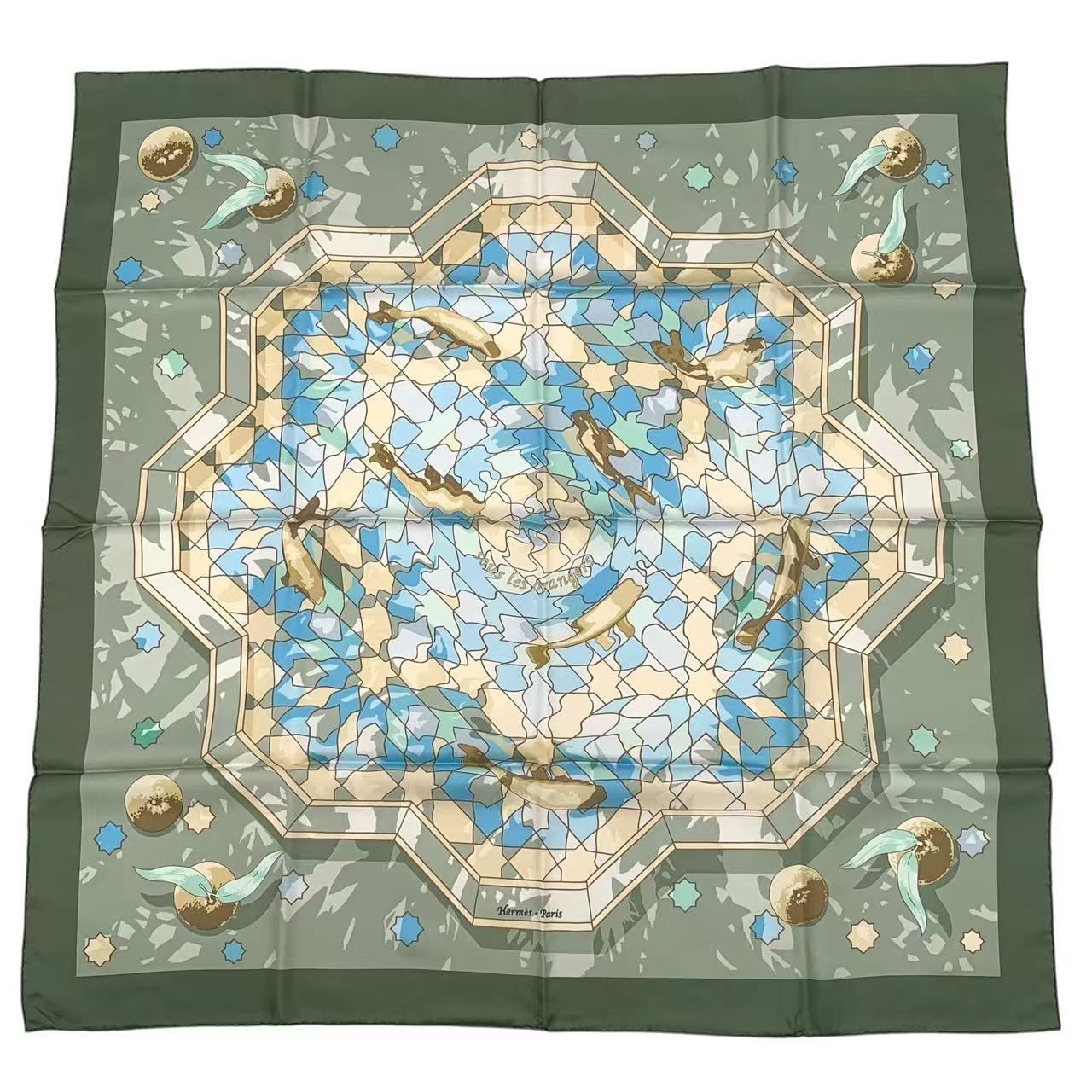 HERMESエルメス カレ90 オレンジの木の下で グレーxオレンジ タグ付き