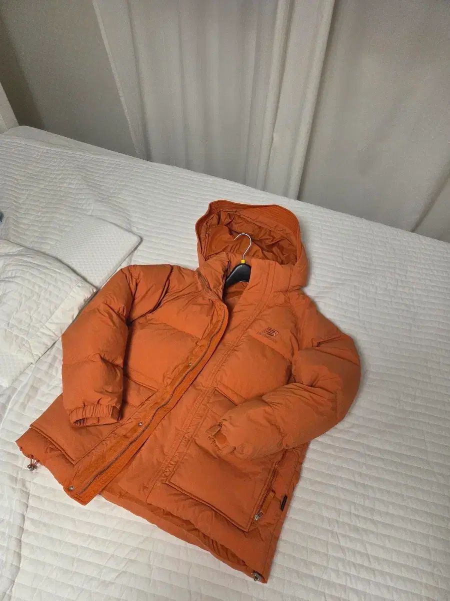 ニューバランス UNI ニューゼロ ショート ダウン ジャケット - メルカリ