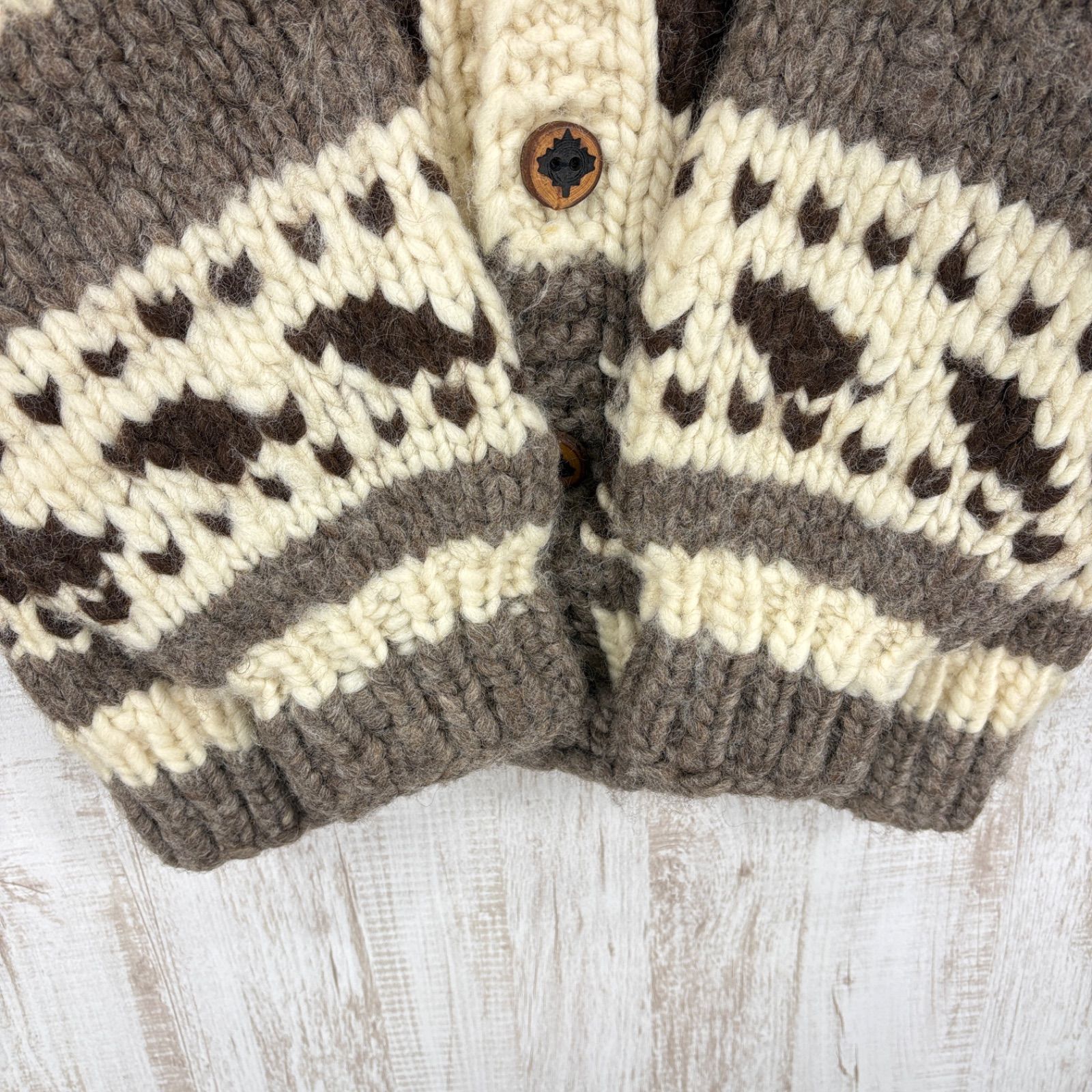 新品未使用 カウチンセーター カナダ製 メープルボタン ウール カーディガン 2026年最新】Yahoo!オークション -メープルボタンの中古品・新品・未