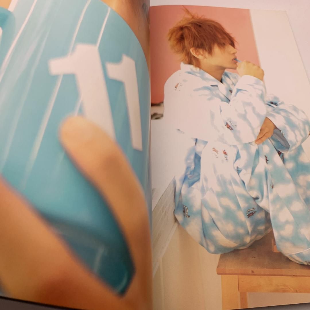写真集】初版：AAA 西島隆弘 Nissy セカンド写真集 24 - メルカリ